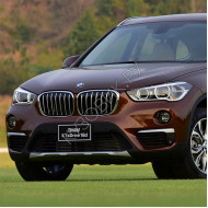 Передний бампер верхняя часть в цвет кузова BMW X1 F48 (2016-)